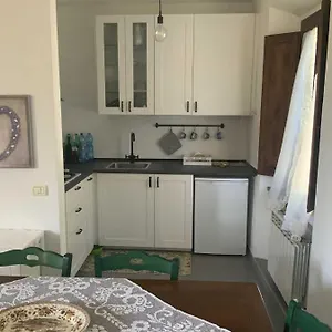 https://beahouse-casa-con-vista-a-sassetta.it-tuscanyhotel.com
