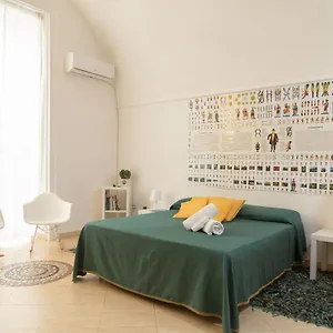 Neapolitan Style Apartrment Casa de Férias Nápoles
