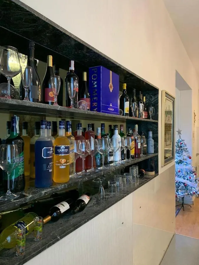 38 Aira Hotels Палермо Италия